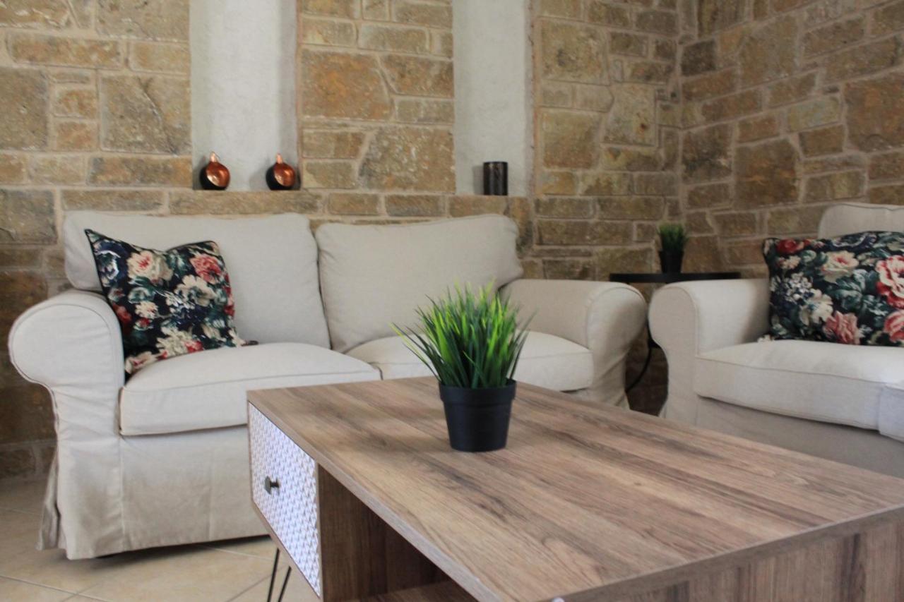 Stone Apartment Thessaloniki Exterior photo